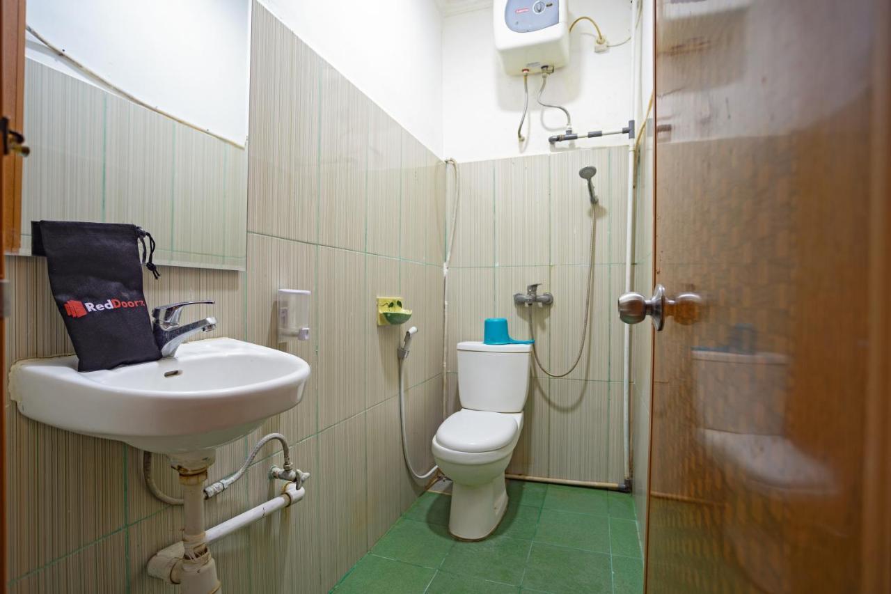Reddoorz Near Rs Cikini Jakarta Jacarta Exterior foto